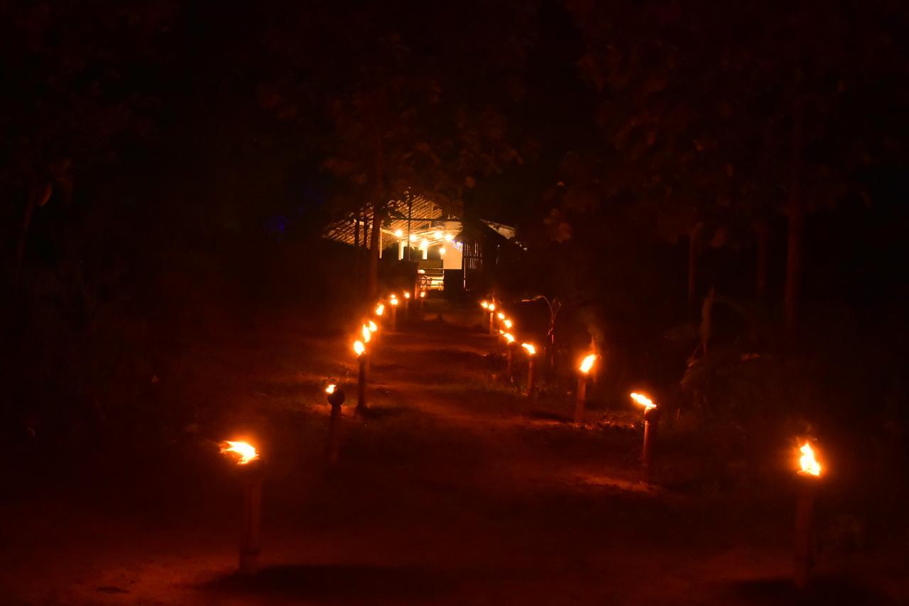 אודוואלאווה Silent River Cottage מראה חיצוני תמונה